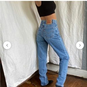 Levi’s 501 Medium Wash Button Fly Straight Leg Jeans 30x32